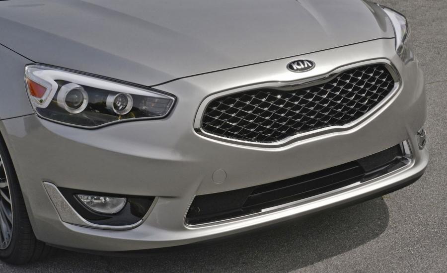  Kia Cadenza 2014 года  (фото 17 из 154)